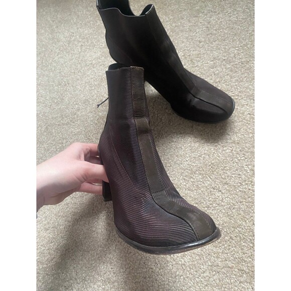 Donald J. Pilner Brown/Maroon Heeled Boots Size 6.5 Made in Spain - Picture 12 of 12